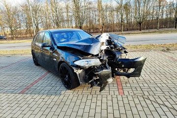 Dociągi! Alufelgi! HUD! Grzane fotele!